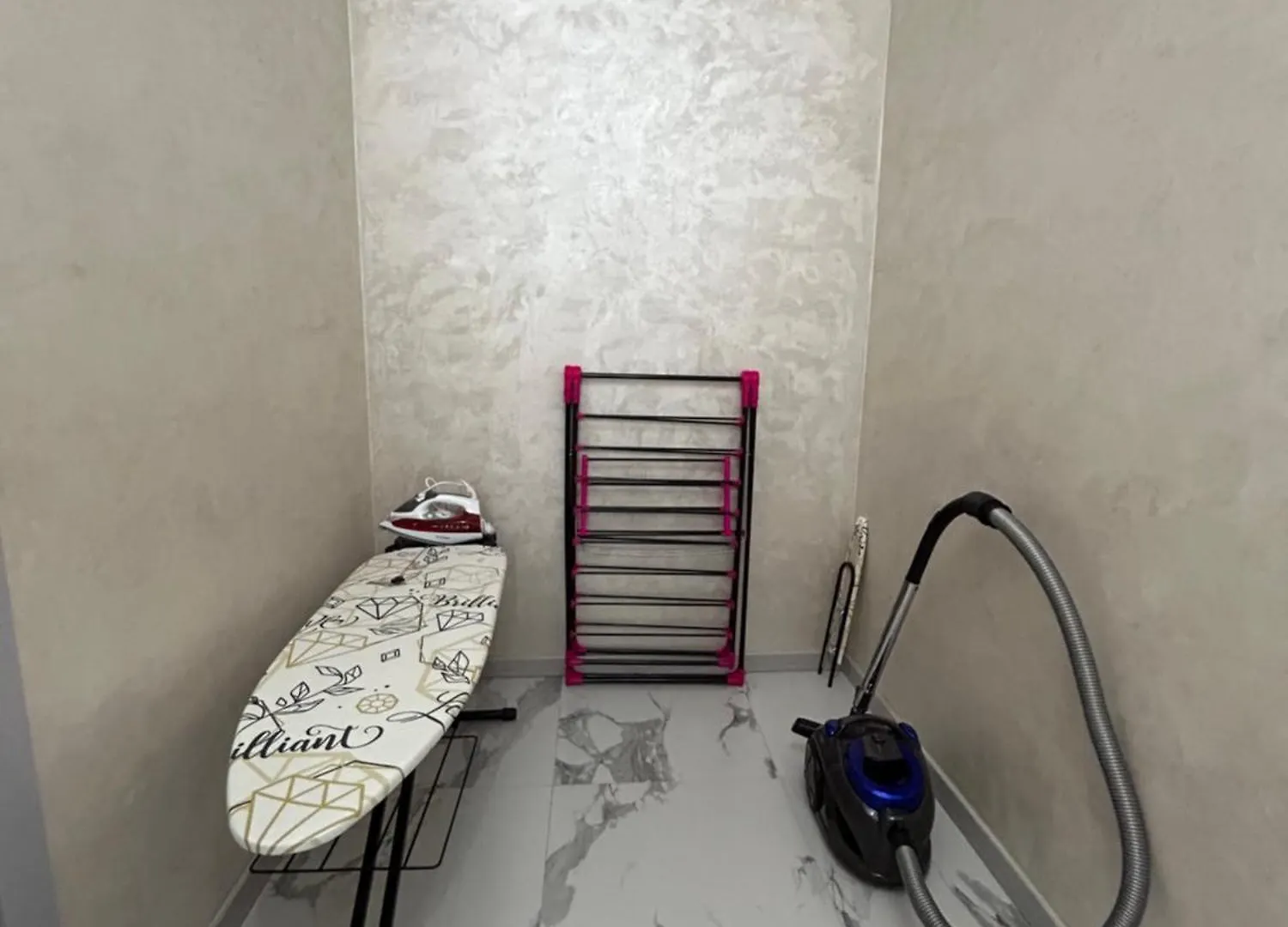 2-Комнатная Студия Rams City Apartman Almati 0*,  Kazahsztán